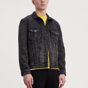 NWT‼️ Men’s Levi Trucker Jacket w/ nylon upper